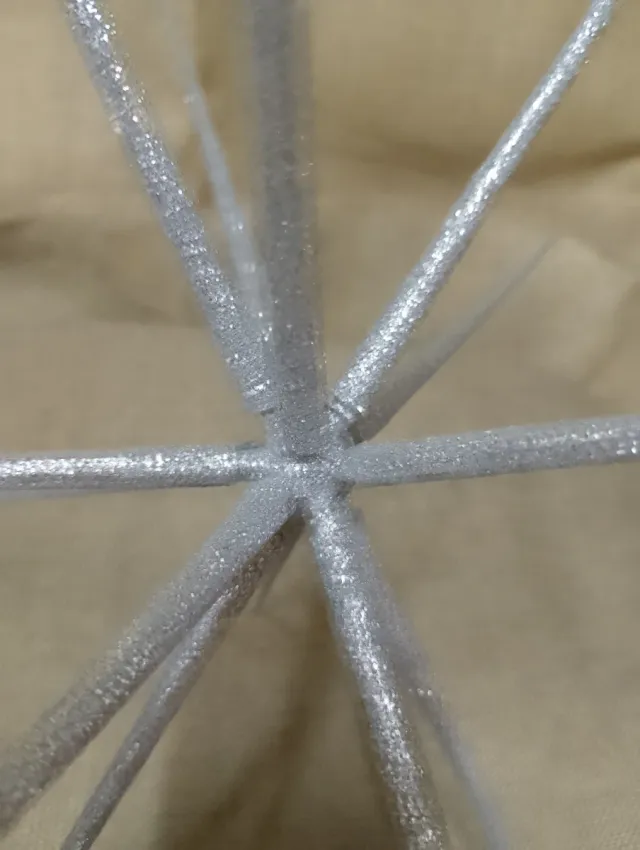 Estrelas decorativas prateadas (3 unidades)