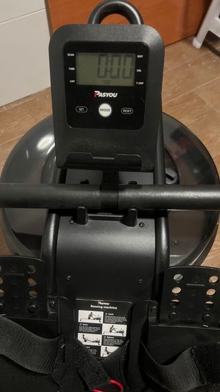 Máquina Remo de agua, marca Pasyou. Como nueva.