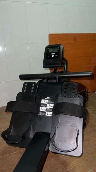 Máquina Remo de agua, marca Pasyou. Como nueva.