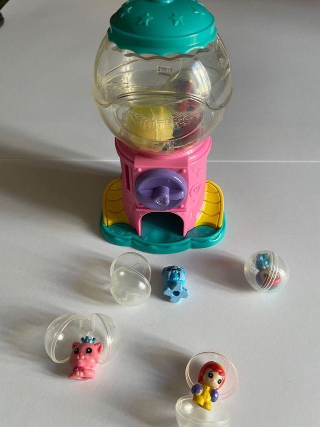 Máquina dispensadora Squinkies con figuras
