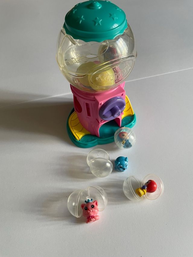 Máquina dispensadora Squinkies con figuras