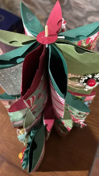 Calendario Adviento Papel Decorado