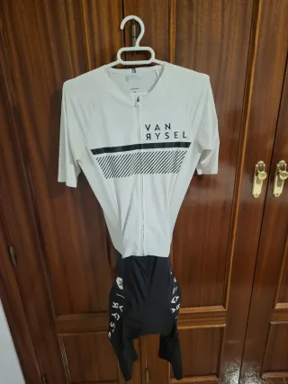 Mono Van Rysel ciclismo blanco y negro talla s