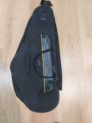 Funda de saxo
