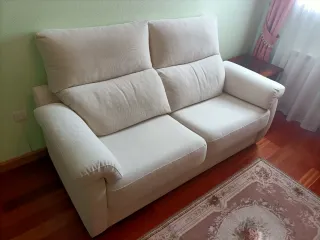 Sofá 2 plazas beige claro tela