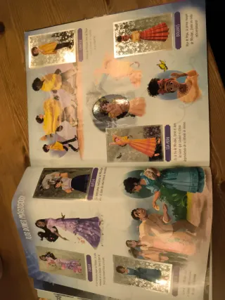 Álbum de cromos Disney Encanto Panini