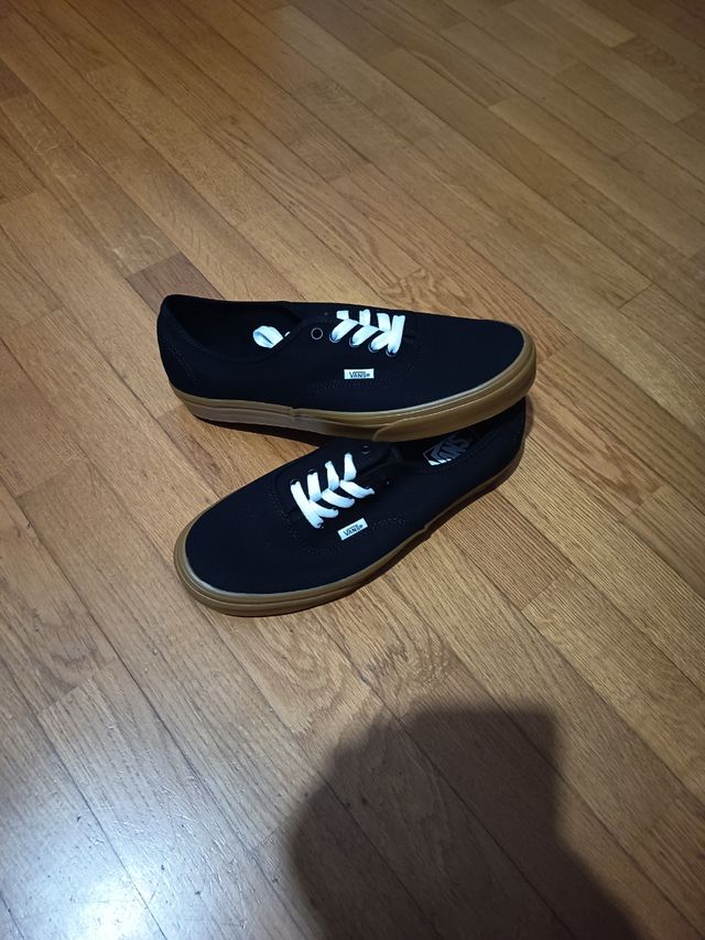 Vans Authentic