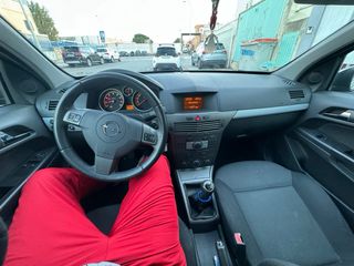 Opel Astra 2006