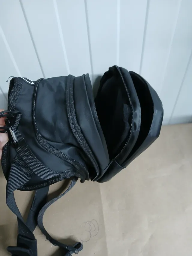 Bolsa Pierna Moto Negra Diseño Rígido