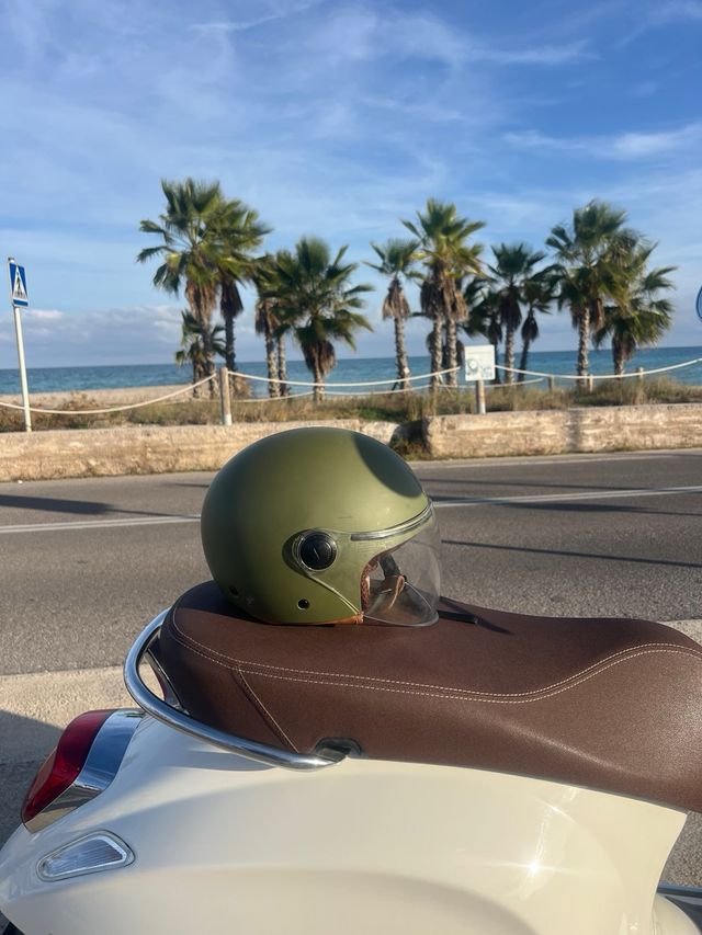 Vespa Primavera Blanca