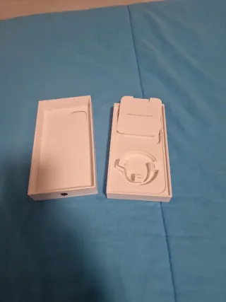 Caja iPhone 14 Plus