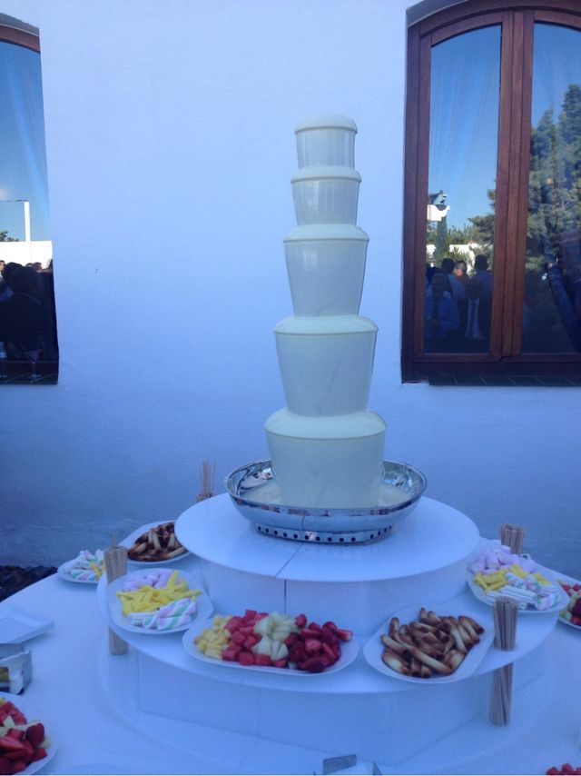 Fuente de chocolate grande