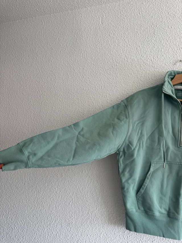 Sudadera AMI PARIS “Ami de Cœur” verde