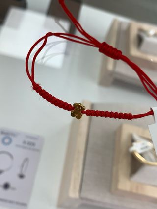 PULSERA SWEET DOLLS TOUS ORO CON NYLON ROJO