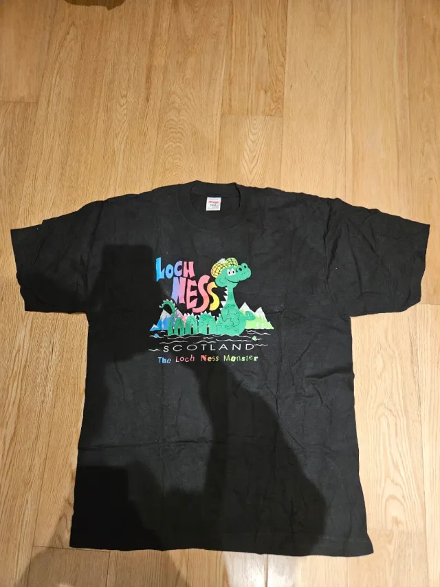 Camiseta Loch Ness Monster Escocia