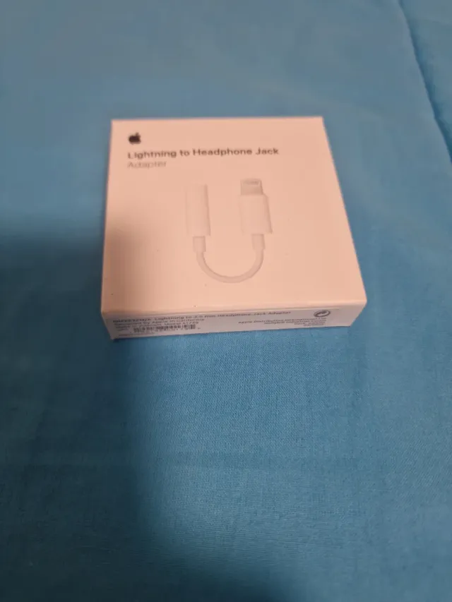 Caja vacía: Adaptador Lightning a Jack Auriculares