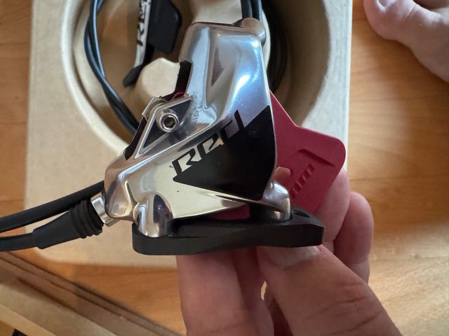 Levette e pinze SRAM RED eTap