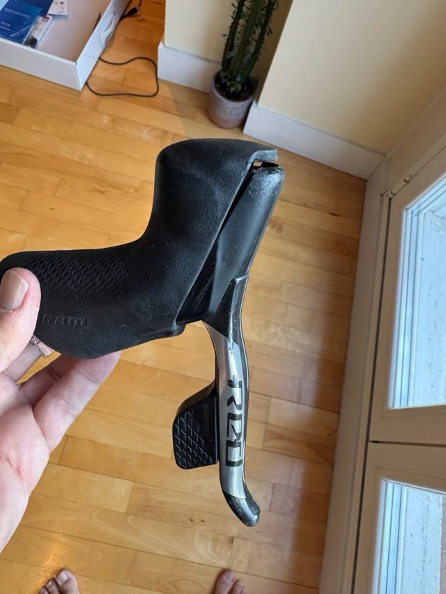 Levette e pinze SRAM RED eTap