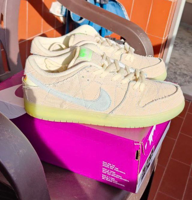 Nike SB Dunk Low Momma Zapatillas Talla 42.5