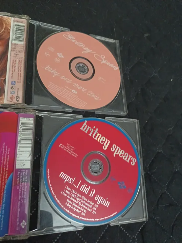 CD Britney Spears: Baby One More Time & Oops!