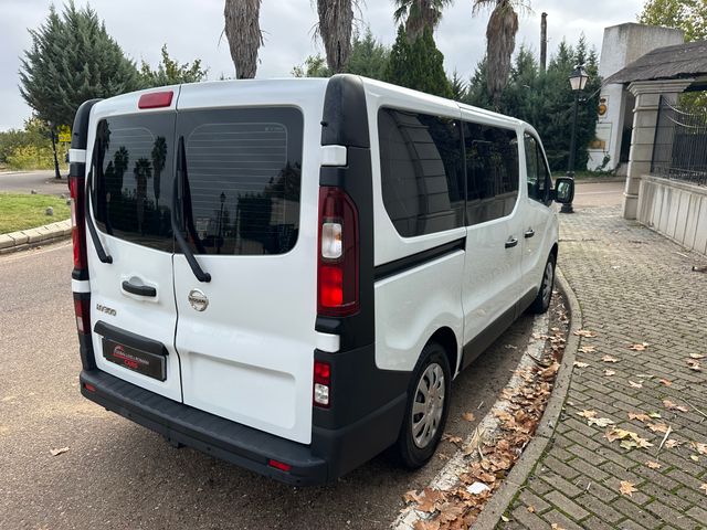 Nissan NV300 2021