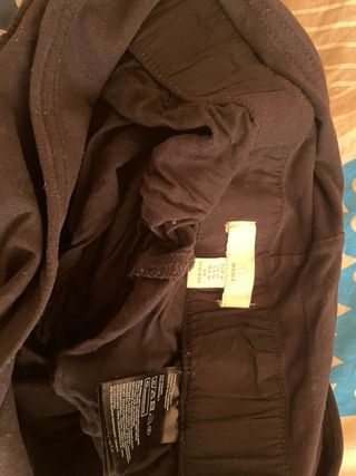 Leggings premamá negros y pantalones cortos negros