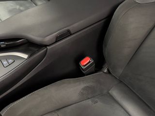 Lexus UX 250H Premium