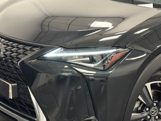 Lexus UX 250H Premium