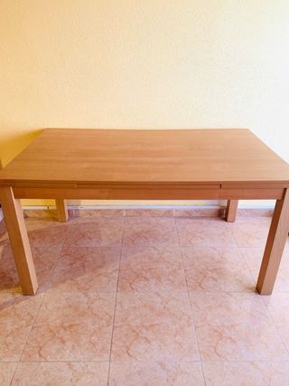 Tavolo da pranzo URGE!!