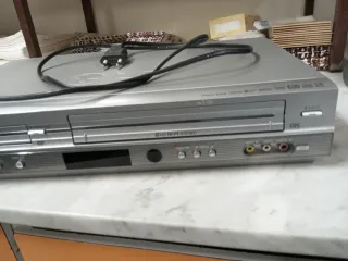 Videoregistratore LG 8804