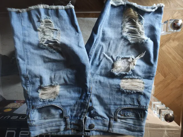 Pantalon vaquero corto