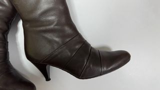 Botas altas de piel marrones
