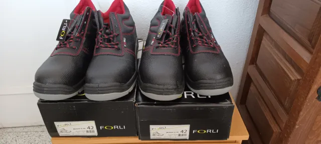 Botas de seguridad FORLI Talla 42 Negras/Rojas