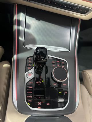 BMW X5 2022 45E M