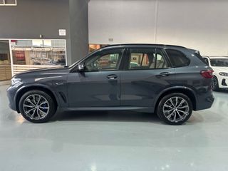BMW X5 2022 45E M