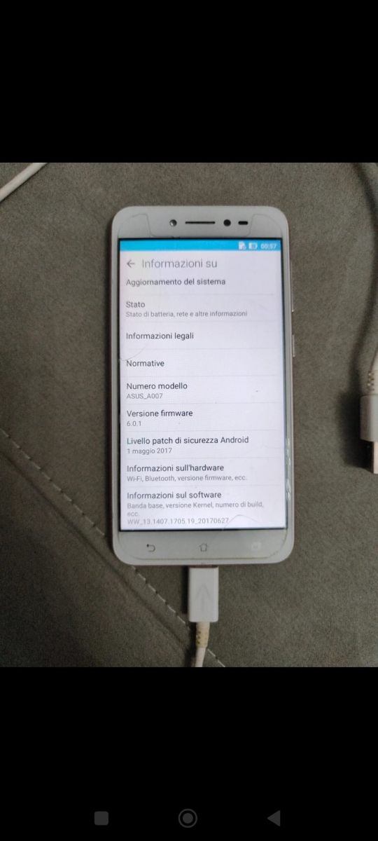 Asus A007 64GB Rosa e Bianco