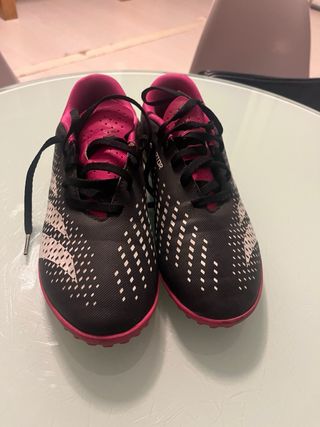 Zapatos de fútbol Adidas talla 35