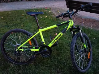Bicicleta Rockrider 500 Montaña. 24" pulgadas 1'95