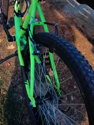 Bicicleta Rockrider 500 Montaña. 24" pulgadas 1'95