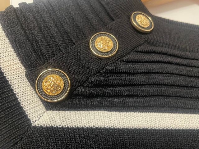 Jersey rayas blanco y negro talla M