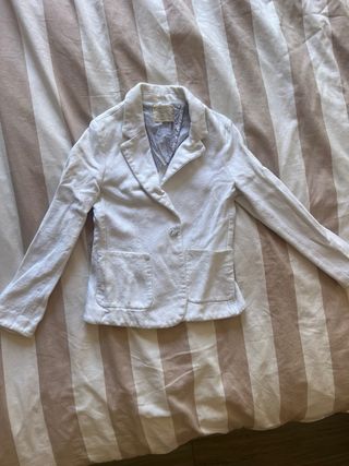 Americana niña o mujer blanca