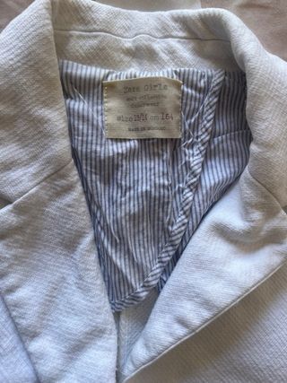 Americana niña o mujer blanca