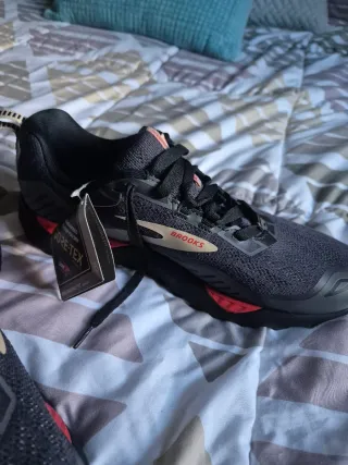 Zapatillas Brooks Cascadia GTX 15