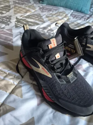 Zapatillas Brooks Cascadia GTX 15