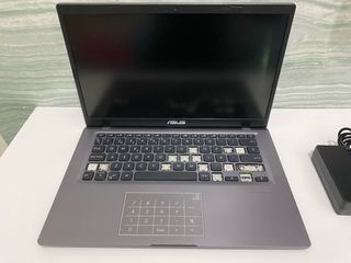 Portátil Asus Ryzen 5