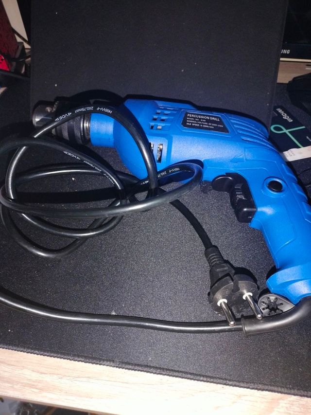 Taladro Percutor Azul