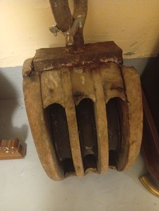 Polea antigua decorativa