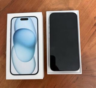 iPhone 15 256GB