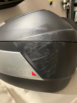 Baúl Shad SH48 + Soporte BMW F900 R