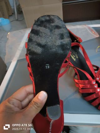 Sandalias de baile rojas